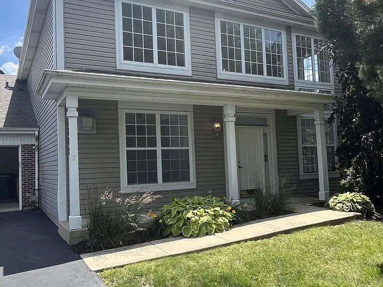 188 Brompton Ln #B — Photo 1