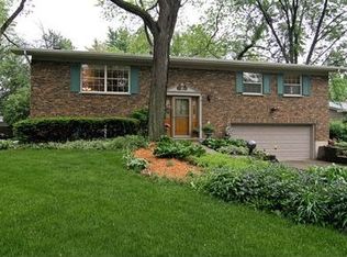 913 Kimberly Way, Lisle, IL