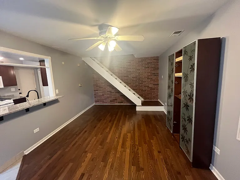 761 Harms Ct — Photo 5