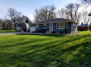 100 1st Ave, Lyons, SD 57041