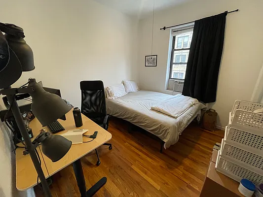 Rented by R New York | media 36