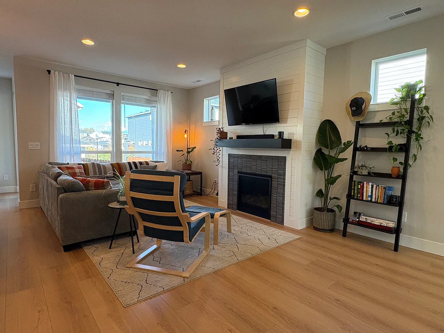 3 bed, 1800 sqft, $800 — Photo 3
