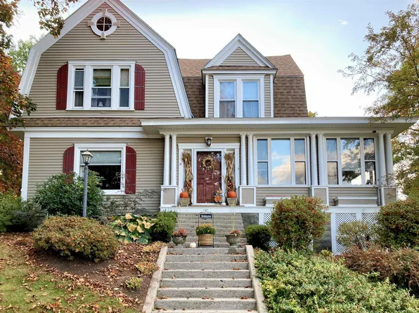 31 Highland Avenue, Claremont, NH 03743