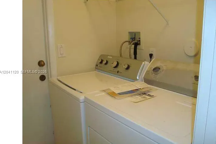 286 Bridgeton Way — Photo 15