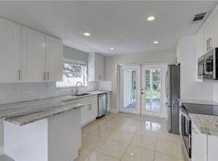 2881 SW 17th St, Fort Lauderdale, FL 33312