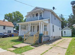 1627 Crestline Ave, Cleveland, OH