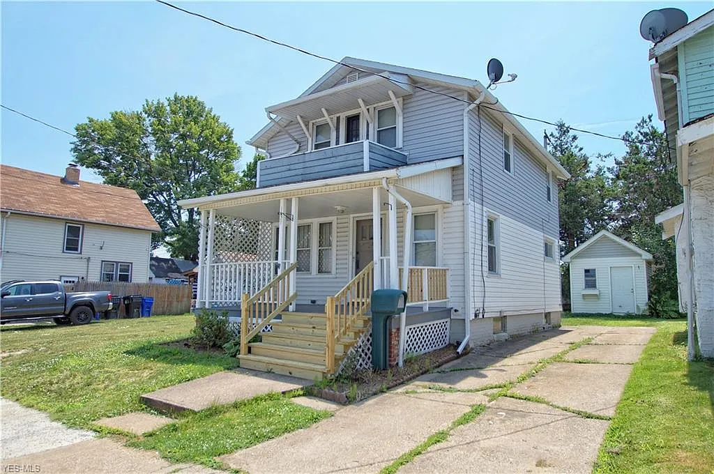 1627 Crestline Ave photo 1
