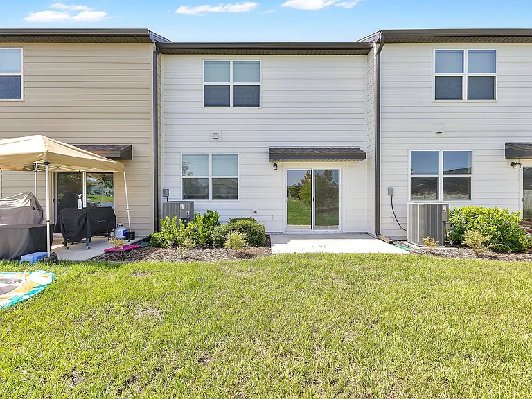 5913 Piney Shrub Pl — Photo 32