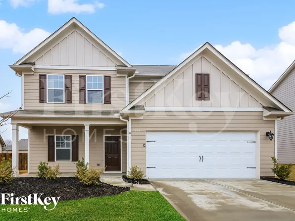811 Walnut Creek Cir, Pendergrass, GA 30567