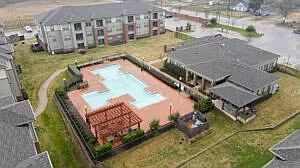 Hutchins Gateway Apartments — Photo 33