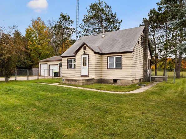 5484 S M 37, Grawn, MI 49637