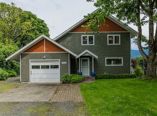 804 E 3rd St, Nooksack, WA 98276