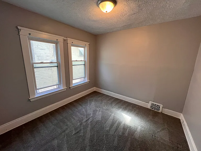 9421 Parkview Ave #2 — Photo 6