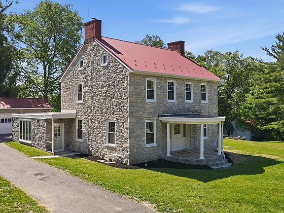 2nd image of 8805 Reichard Rd