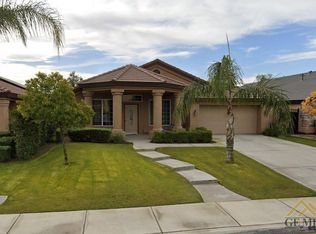 9321 Whitman Ave, Bakersfield, CA 93311