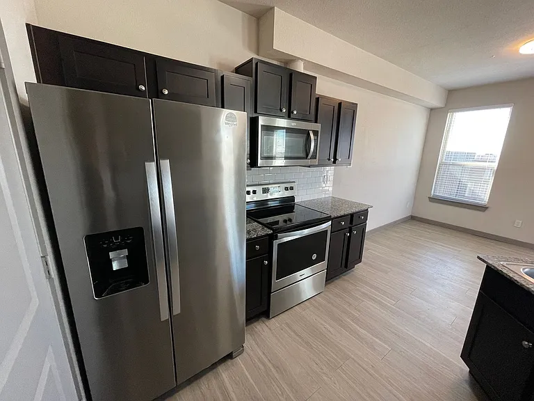 10604 Tube Dr — Photo 8