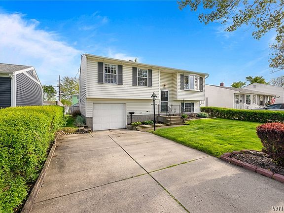 4th image of 181 Le Havre Dr