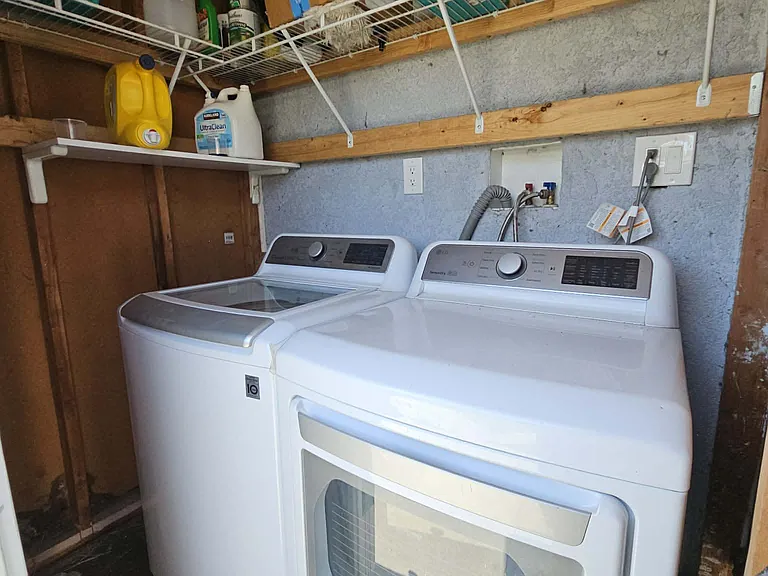 807 W Islay St — Photo 9