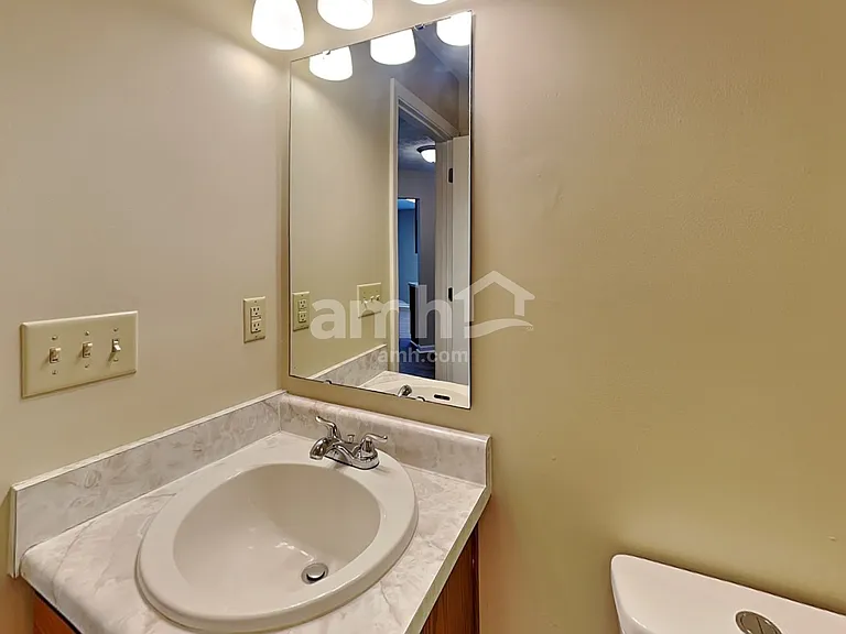 11256 Harrington Ln — Photo 14