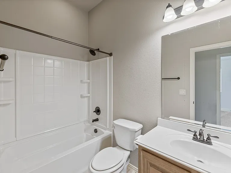 300 Kelvington Dr — Photo 25