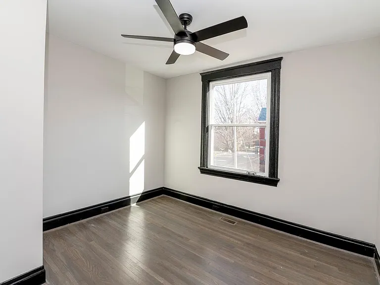 3059 Cleinview Ave — Photo 23