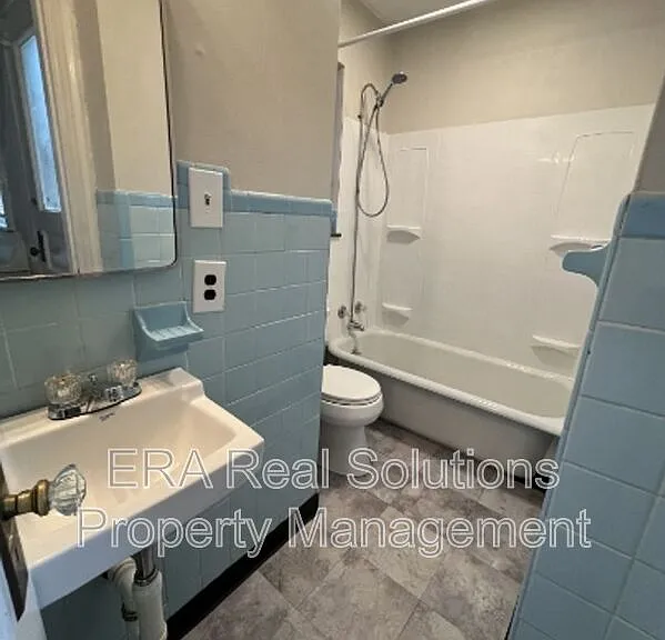 2710 Ruberg Ave #2R — Photo 8