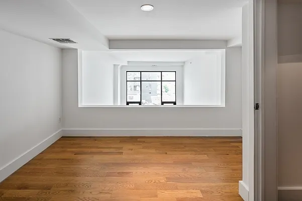 Rented by MNS | media 25