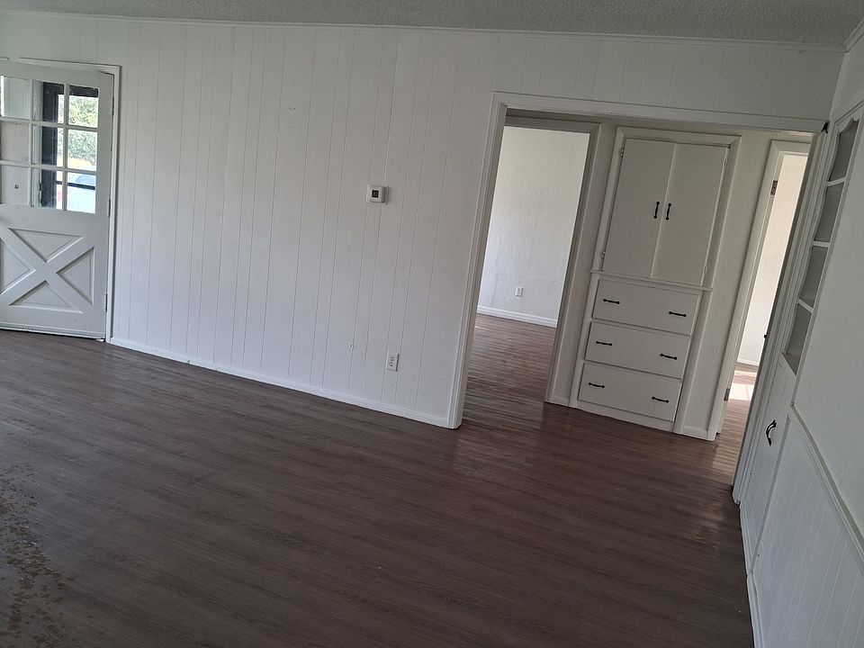 2nd image of 117 S 7th Ave