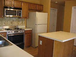 4th image of 10503 Prospect Hill Dr