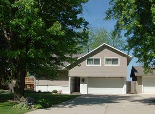 4870 Charolais Dr, Waterloo, IA 50701