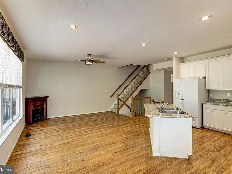 6563 McKenna Way — Photo 11