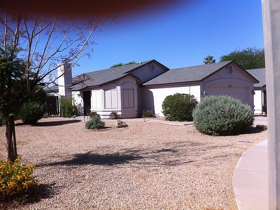 2nd image of 8513 W Mauna Loa Ln
