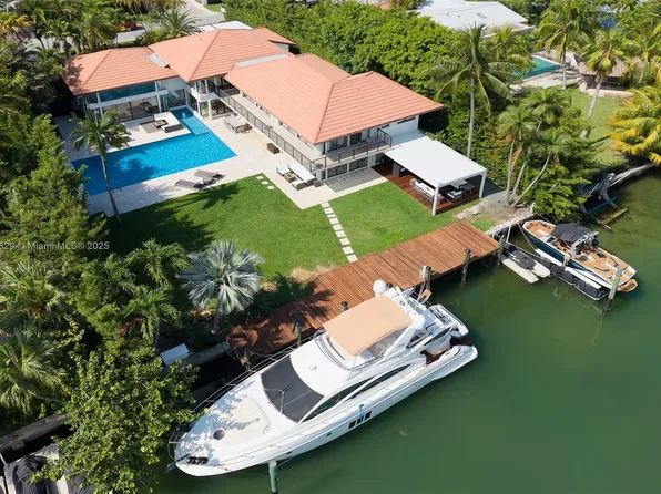 201 Knollwood Dr, Key Biscayne, FL 33149