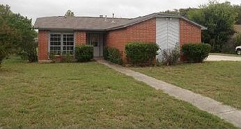 1st image of 1910 Killarney Dr #D