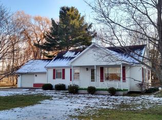 570 E Seymour St, Cheboygan, MI 49721