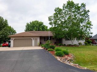 7959 Evergreen St, Hewitt, WI 54441