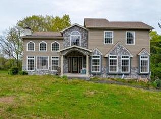 5121 Church Dr, Coplay, PA 18037