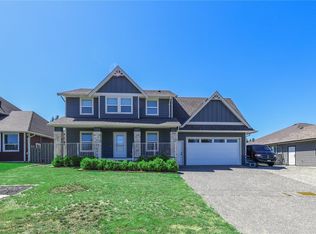 492 Park Forest Dr, Campbell River, BC V9W0B3