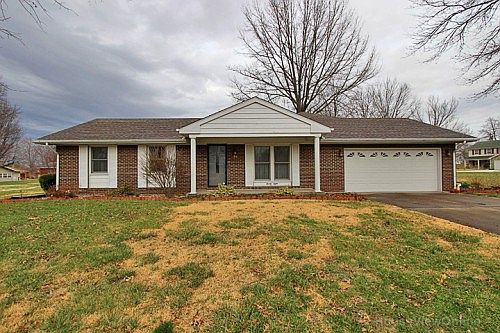 1st image of 28 Brookdale Dr