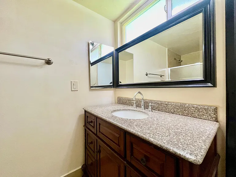 6725 Lennox Ave — Photo 43