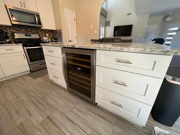 7320 Peregrine Rd NE — Photo 4