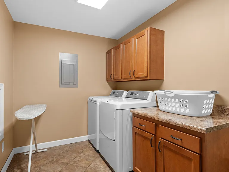 160 Mulligan Ln #3 — Photo 23