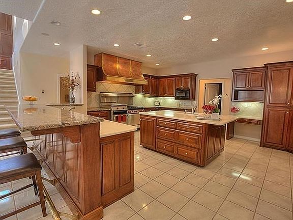 20141024143017678155000000-o