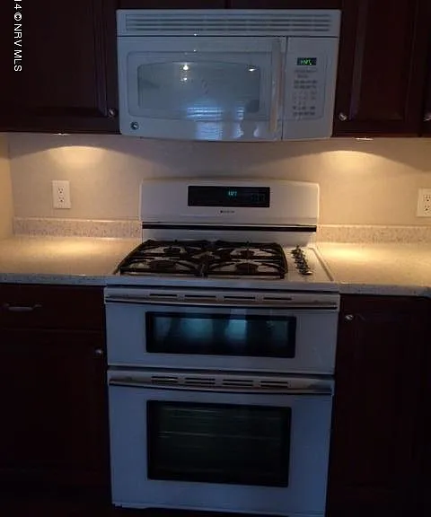205 Berkley St — Photo 15