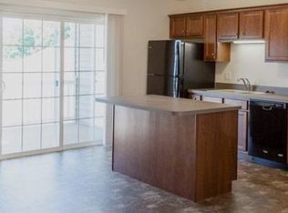 440 Hometowne Ter, Lititz, PA 17543