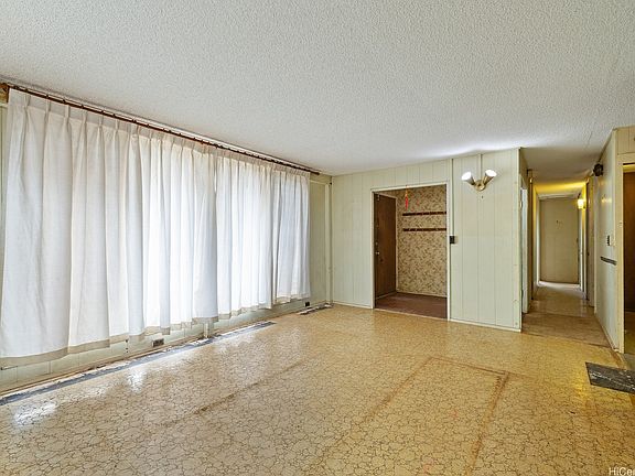 2nd image of 94-083 Hulahe St