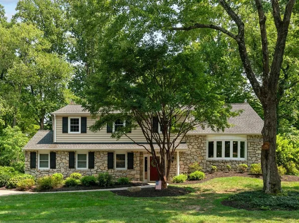 1016 Harvard Dr, Yardley, PA 19067