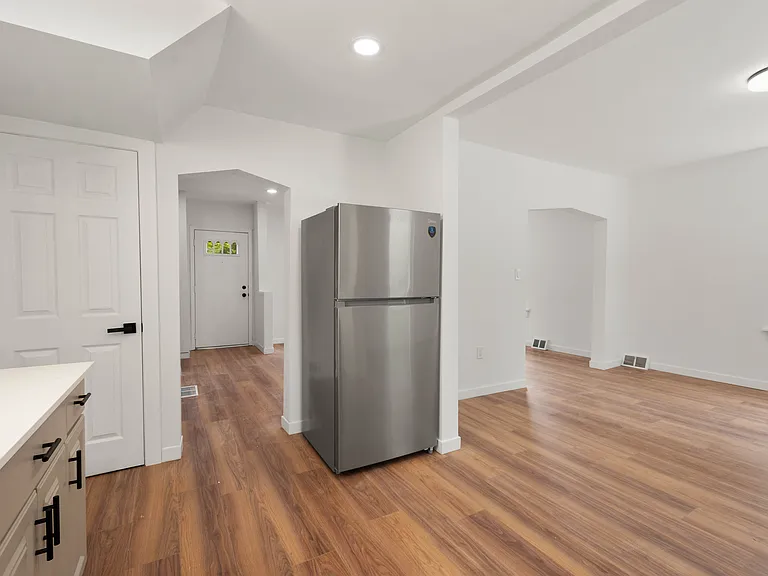 147 Clairmont Ave — Photo 14