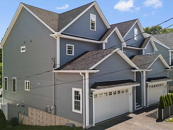 4th image of 492 Hamilton St