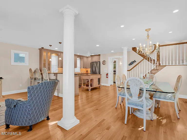 18 Meadow Ave — Photo 11